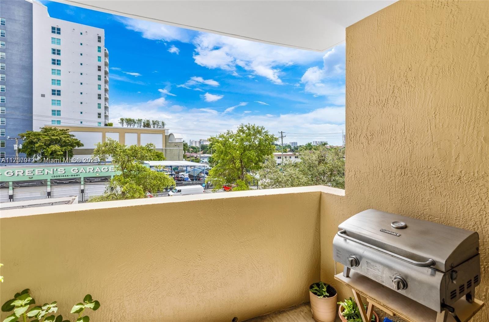 3232 SW 22nd Terrace 301, Miami, FL 33145 photo 24