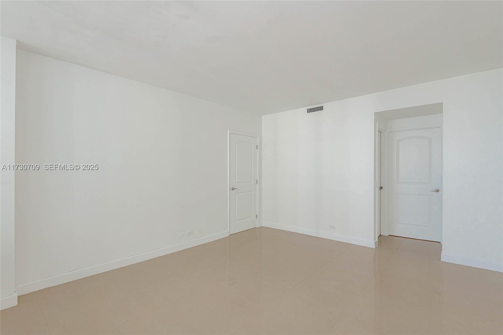 3505 S Ocean Drive 1411, Hollywood, FL 33019 photo 23