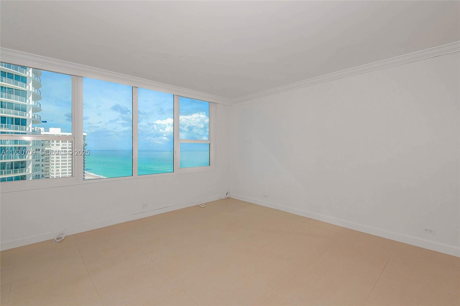 3505 S Ocean Drive 1411 — photo 4