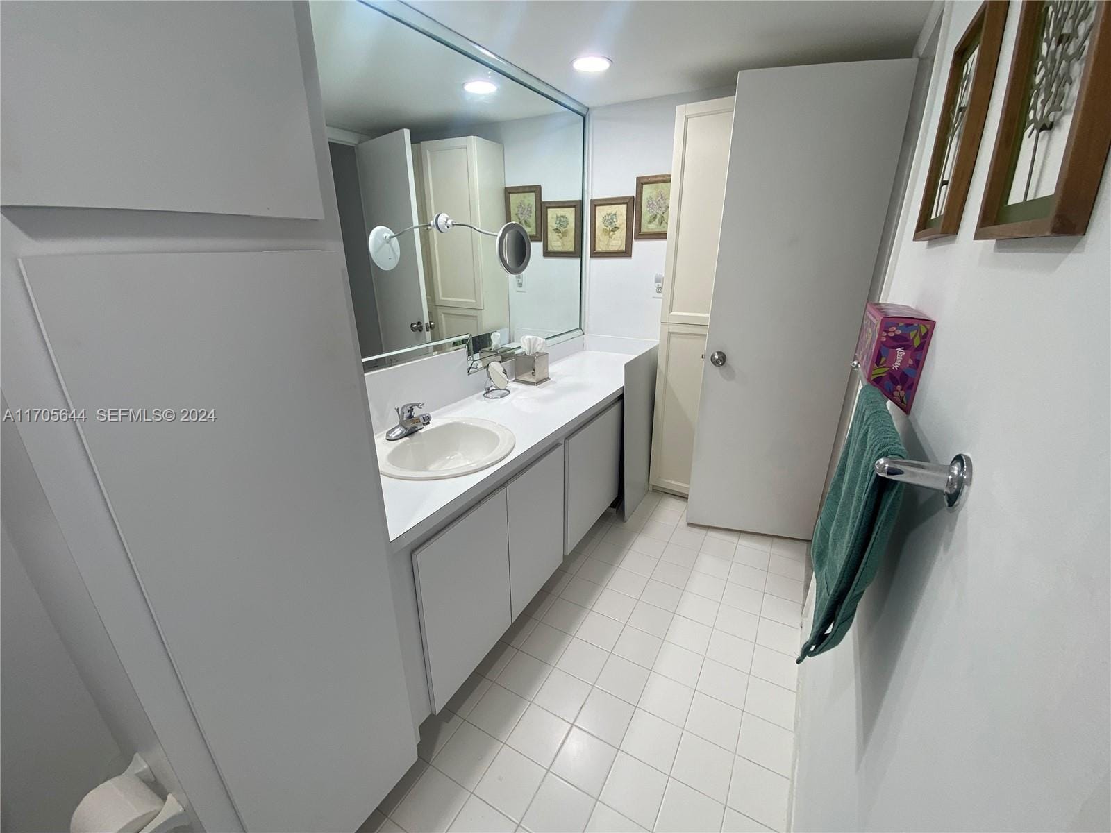 90 Edgewater Drive 805, Coral Gables, FL 33133 photo 25