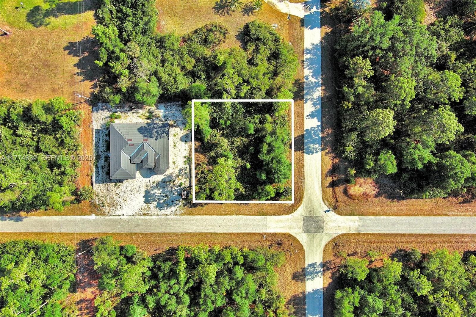 2500 E 9th Street, Lehigh Acres, FL 33936 photo 24