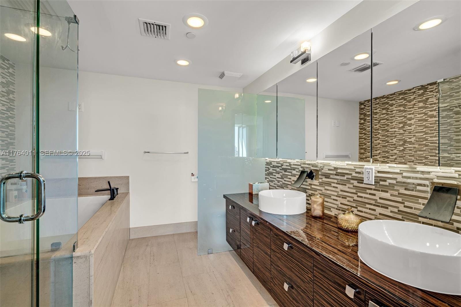 5875 Collins Avenue 1704, Miami Beach, FL 33140 photo 15