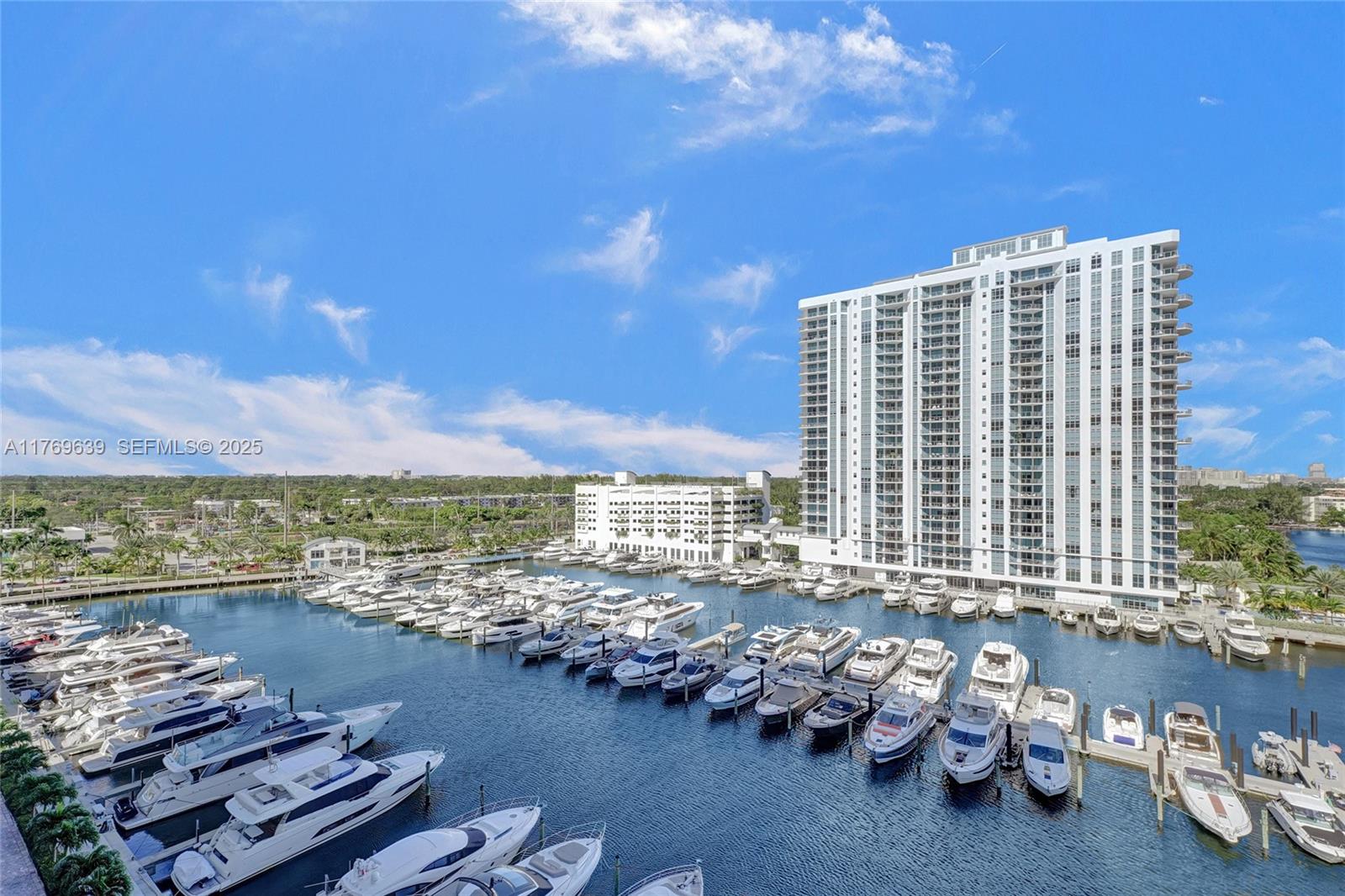 17211 Biscayne Bs-10 Boulevard, North Miami Beach, FL 33160, North Miami Beach