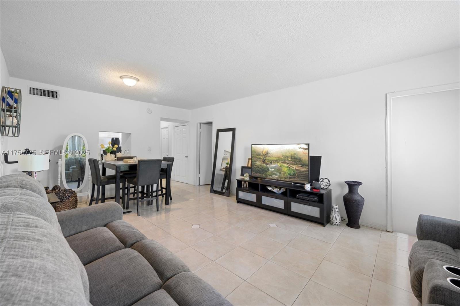 2950 NE 201st Terrace E323, Aventura, FL 33180 photo 6