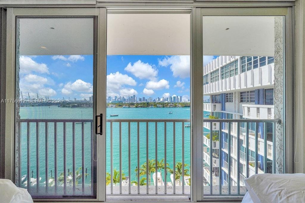 800 West Avenue 931, Miami Beach, FL 33139 photo 16