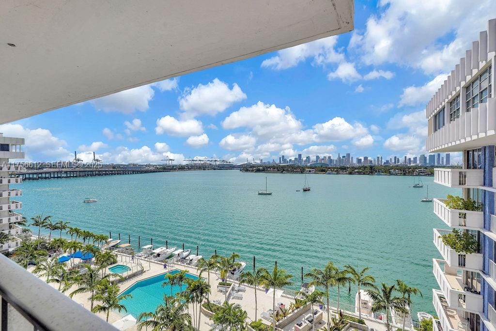 800 West Avenue 931, Miami Beach, FL 33139 photo 17