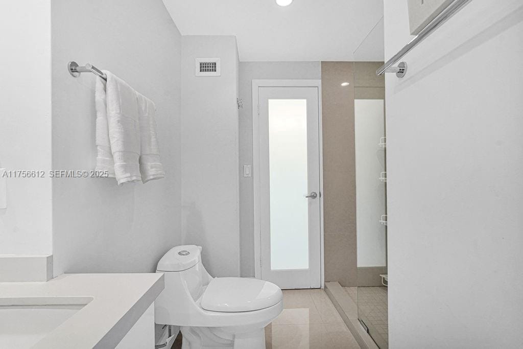 800 West Avenue 931, Miami Beach, FL 33139 photo 22