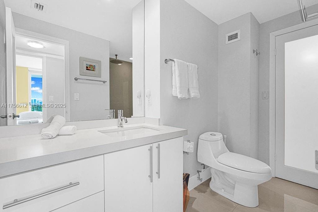 800 West Avenue 931, Miami Beach, FL 33139 photo 23