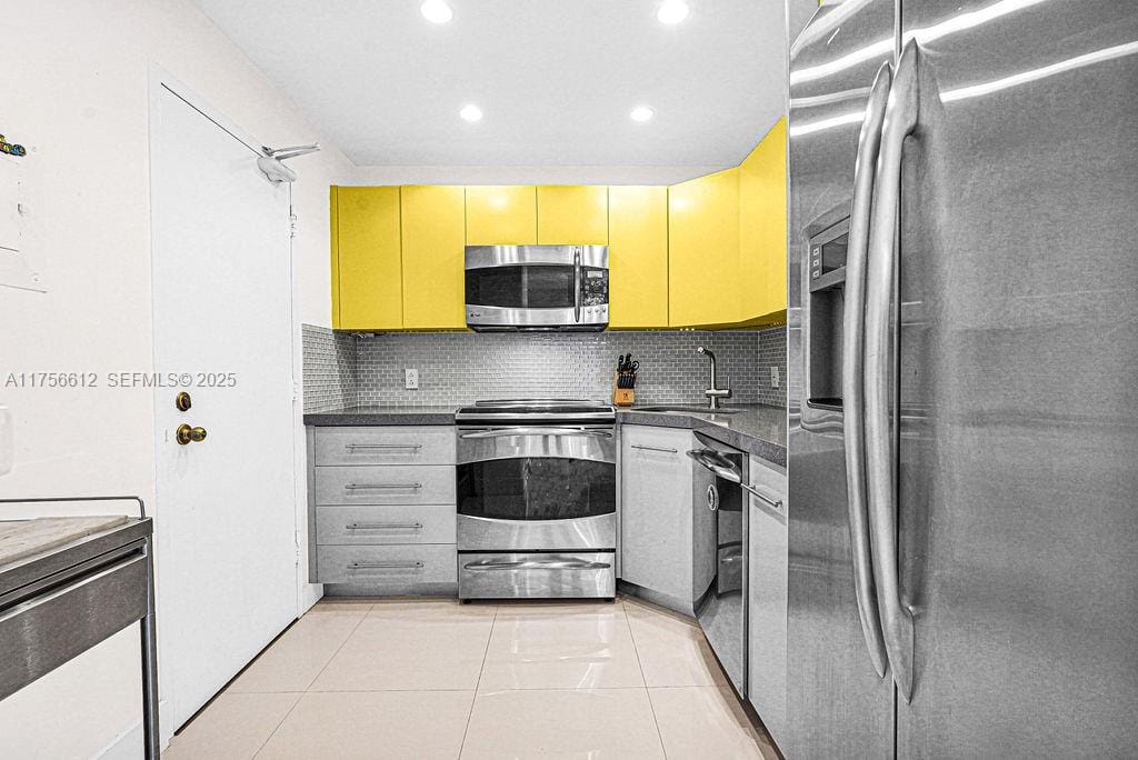 800 West Avenue 931, Miami Beach, FL 33139 photo 24