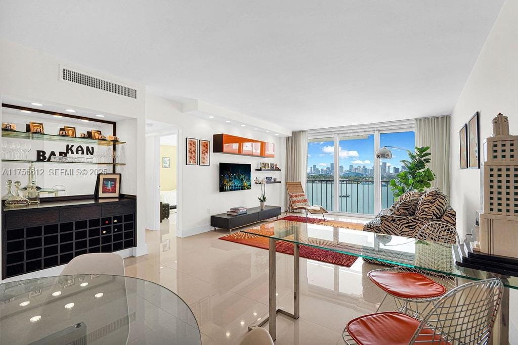 800 West Avenue 931, Miami Beach, FL 33139 photo 5