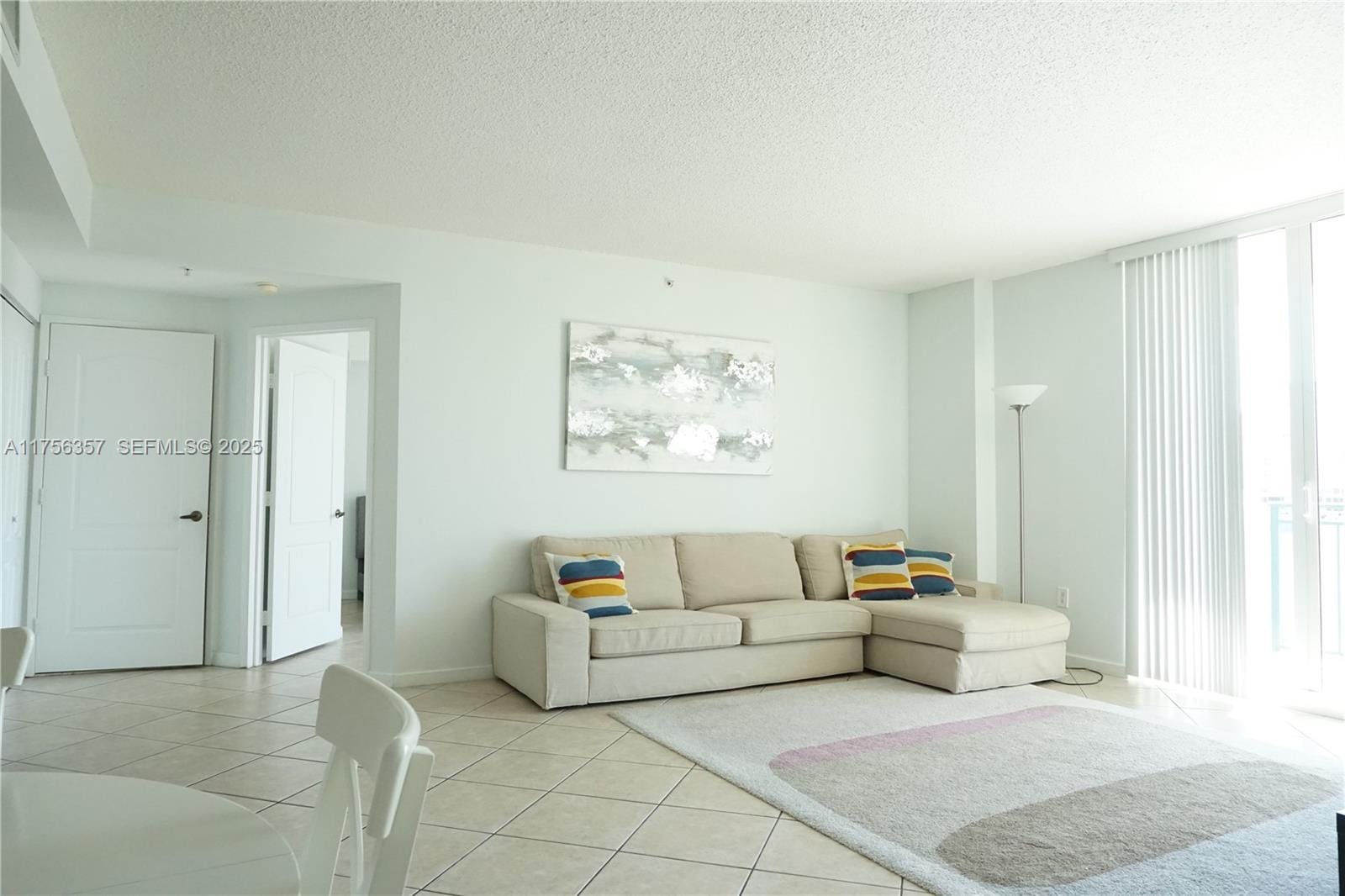 17555 Atlantic Boulevard 606, Sunny Isles Beach, FL 33160 photo 4