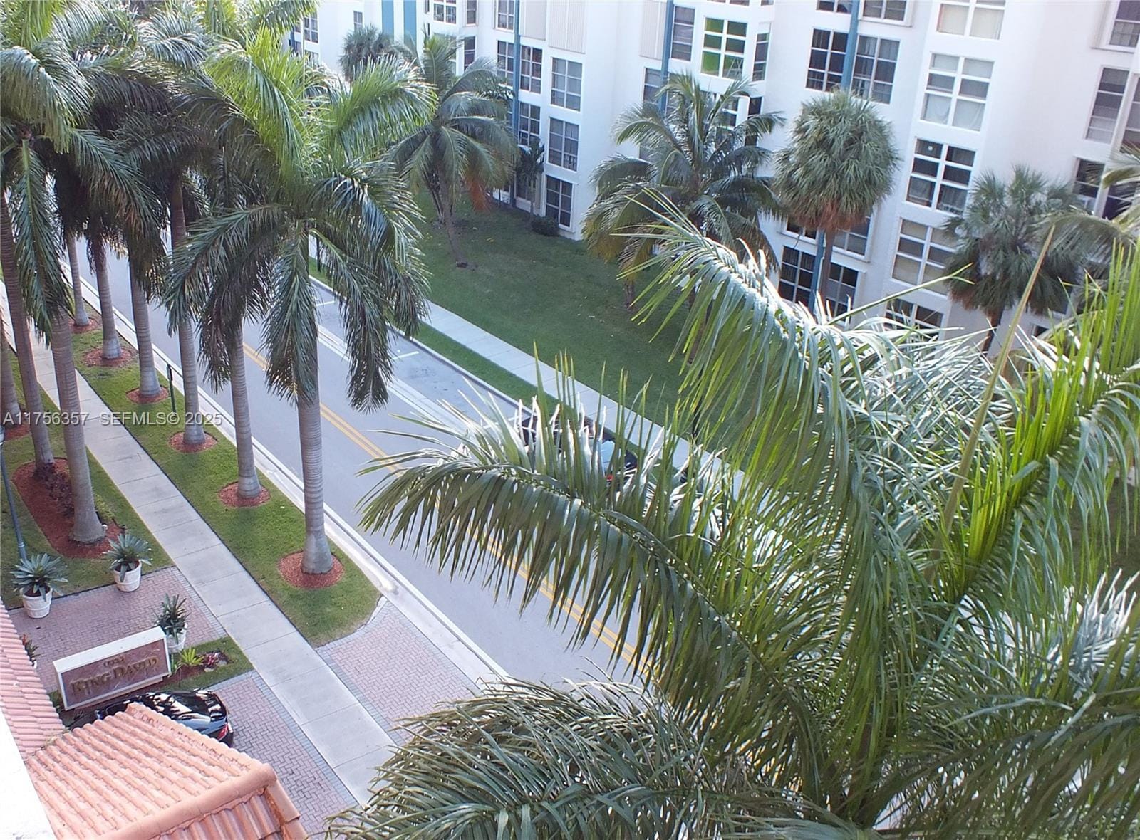 17555 Atlantic Boulevard 606, Sunny Isles Beach, FL 33160 photo 8