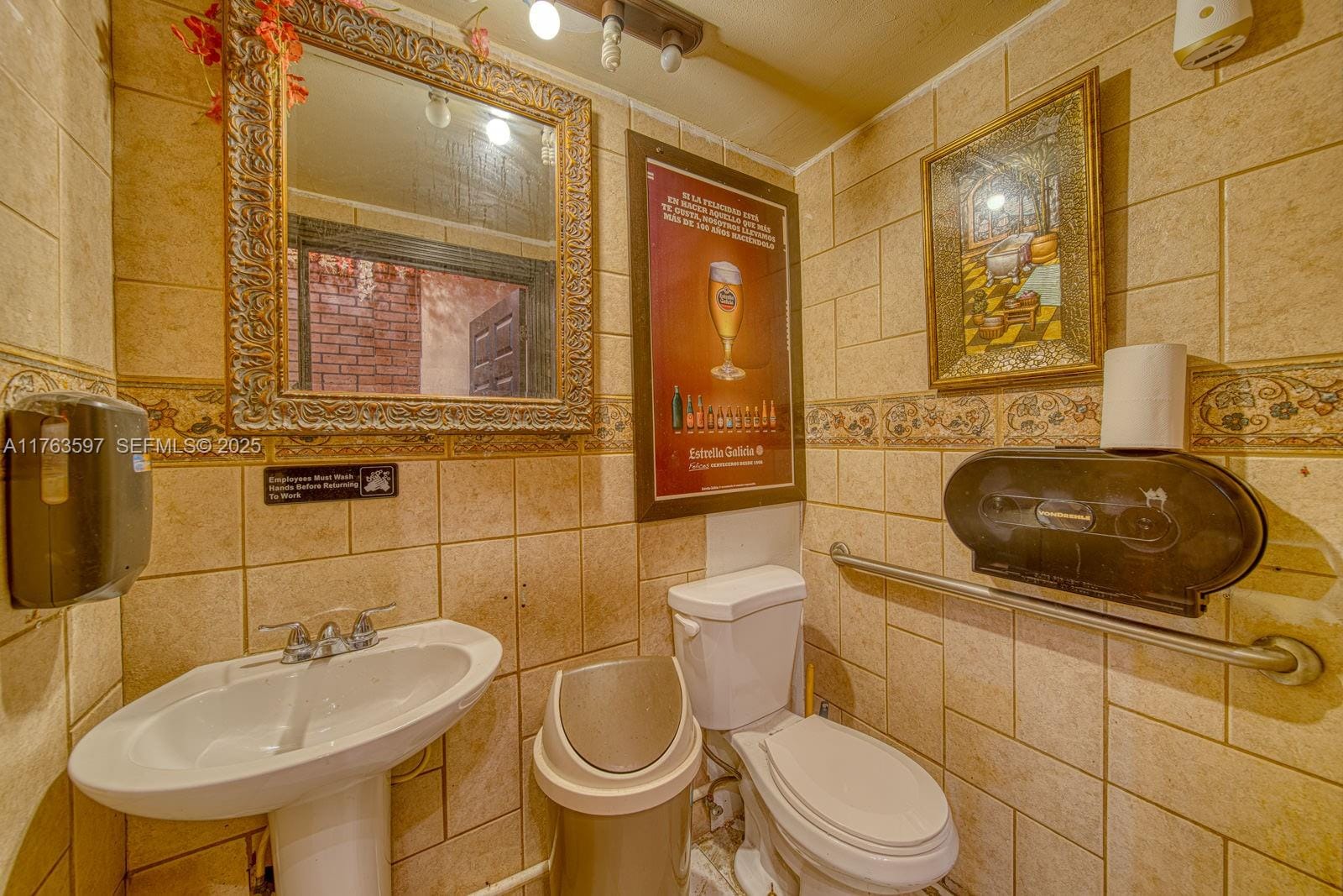HIGHLY PROFITABLE Restaurant-bar For Sale On 8th st, Miami, FL 33144 photo 15