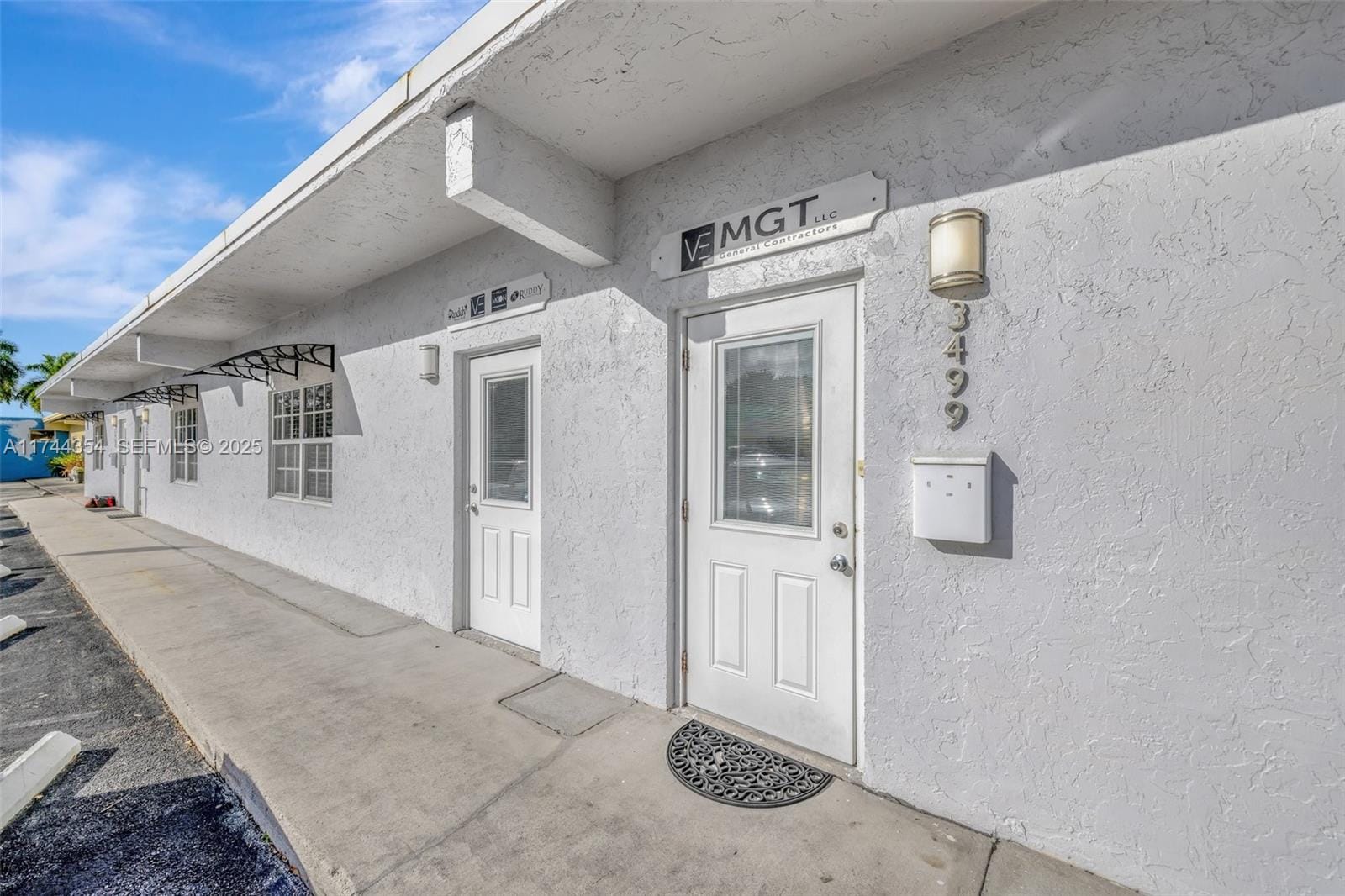 3483 NE 12th Terrace, Oakland Park, FL 33334