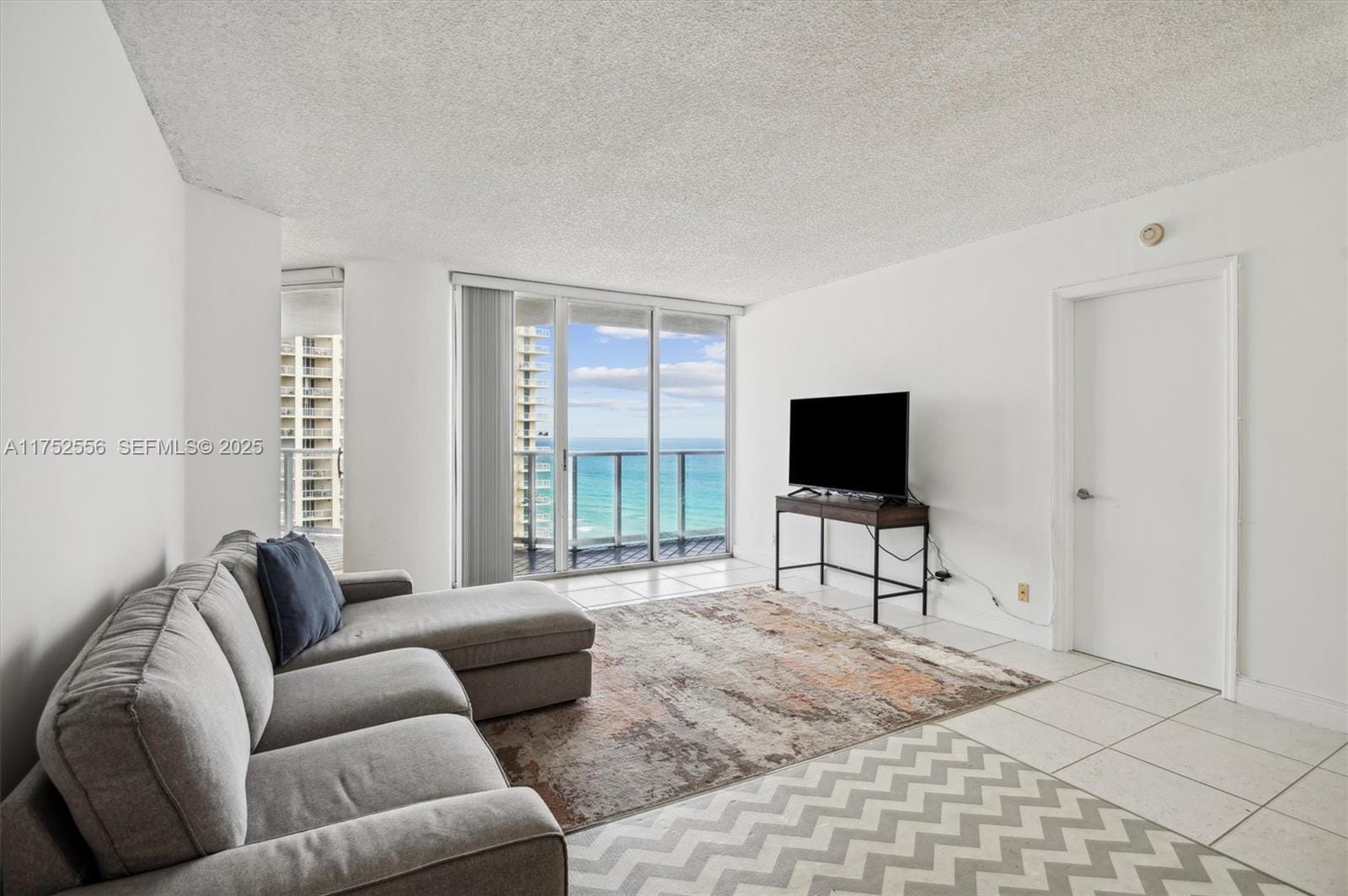 16485 Collins Avenue 2035, Sunny Isles Beach, FL 33160 photo 3