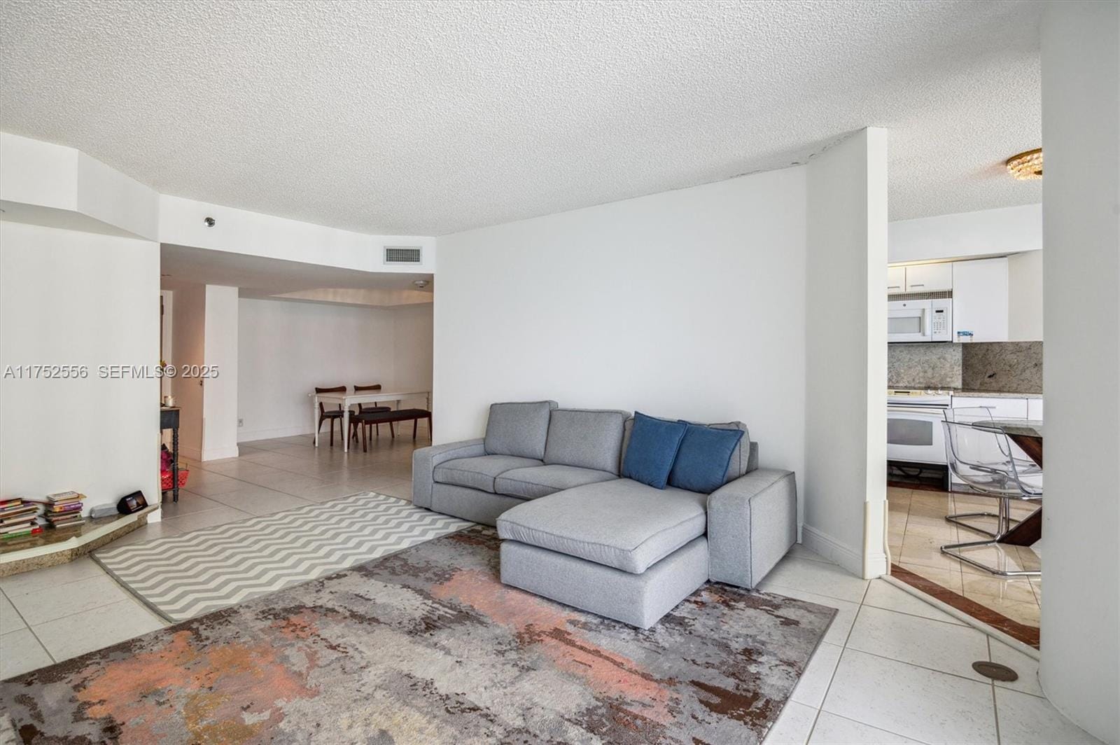 16485 Collins Avenue 2035, Sunny Isles Beach, FL 33160 photo 4