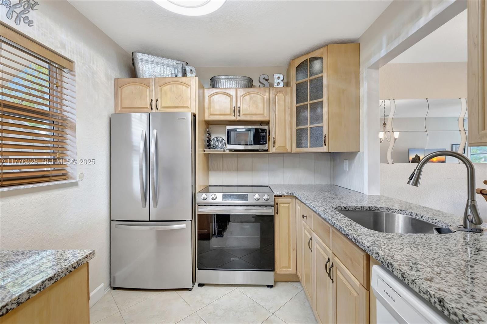 3531 NW 50th Avenue 413 — photo 8