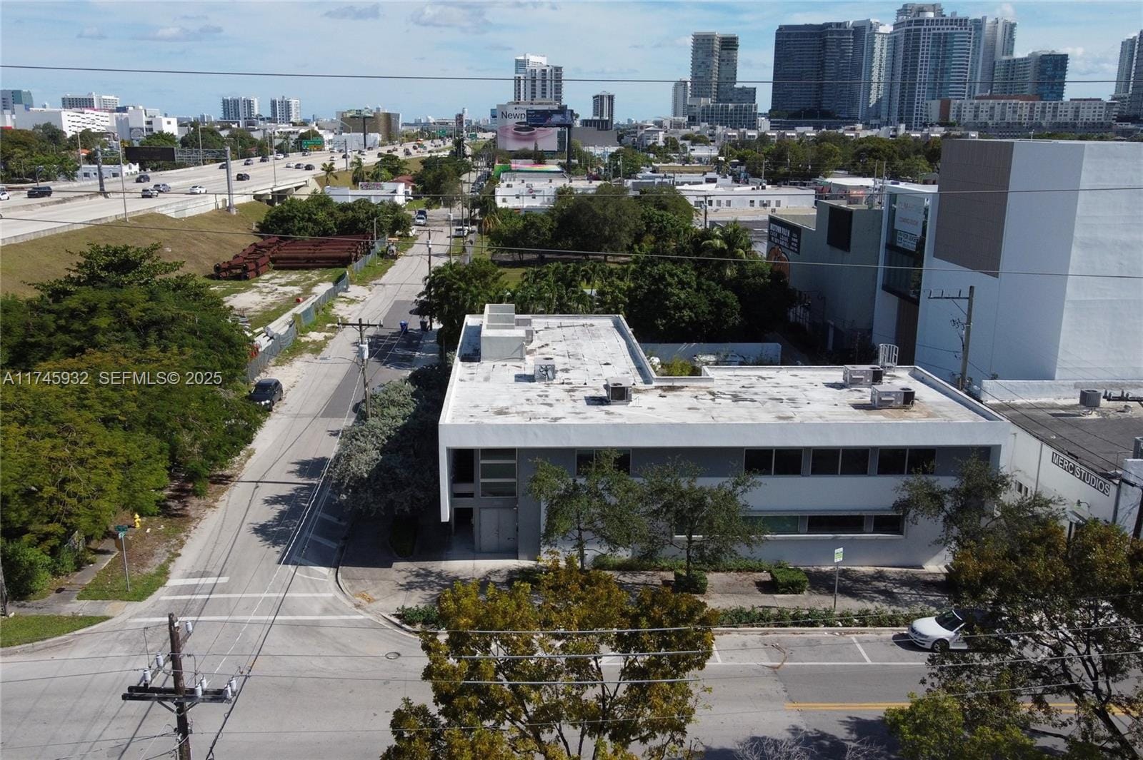 321 NW 37th Street, Miami, FL 33127 photo 23