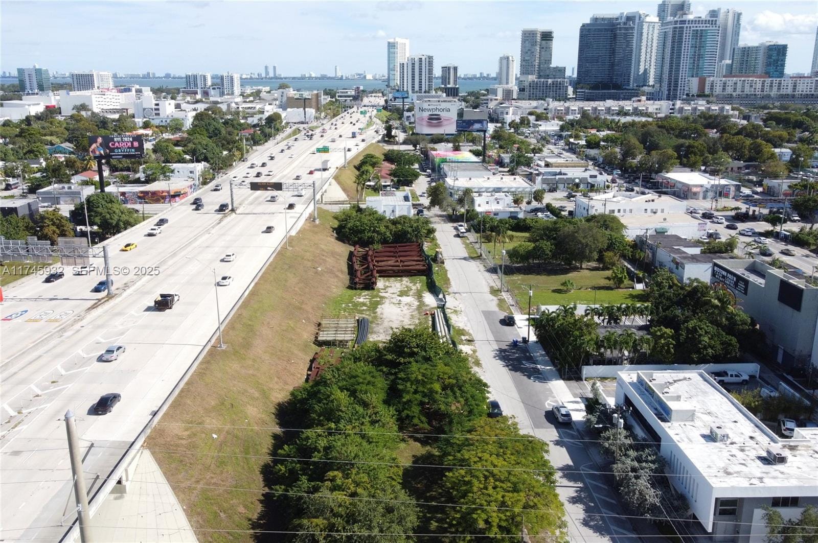 321 NW 37th Street, Miami, FL 33127 photo 8