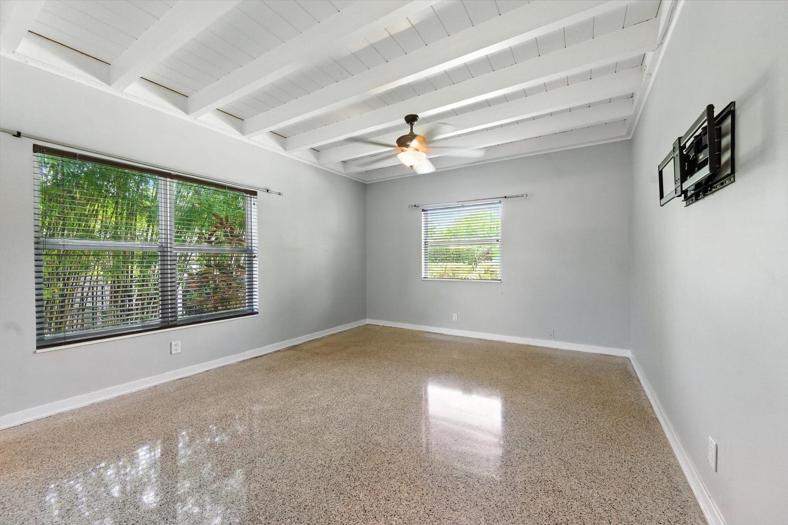632 N Lakeside Drive, Lake Worth Beach, FL 33460 photo 13