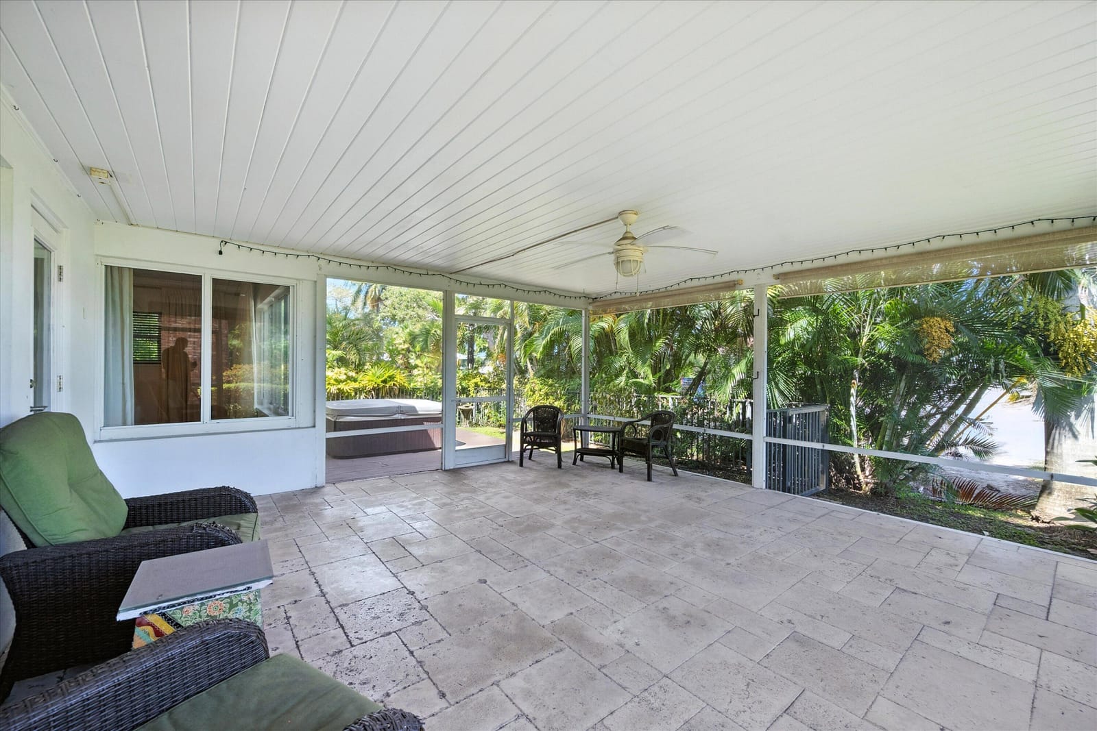 632 N Lakeside Drive — photo 6
