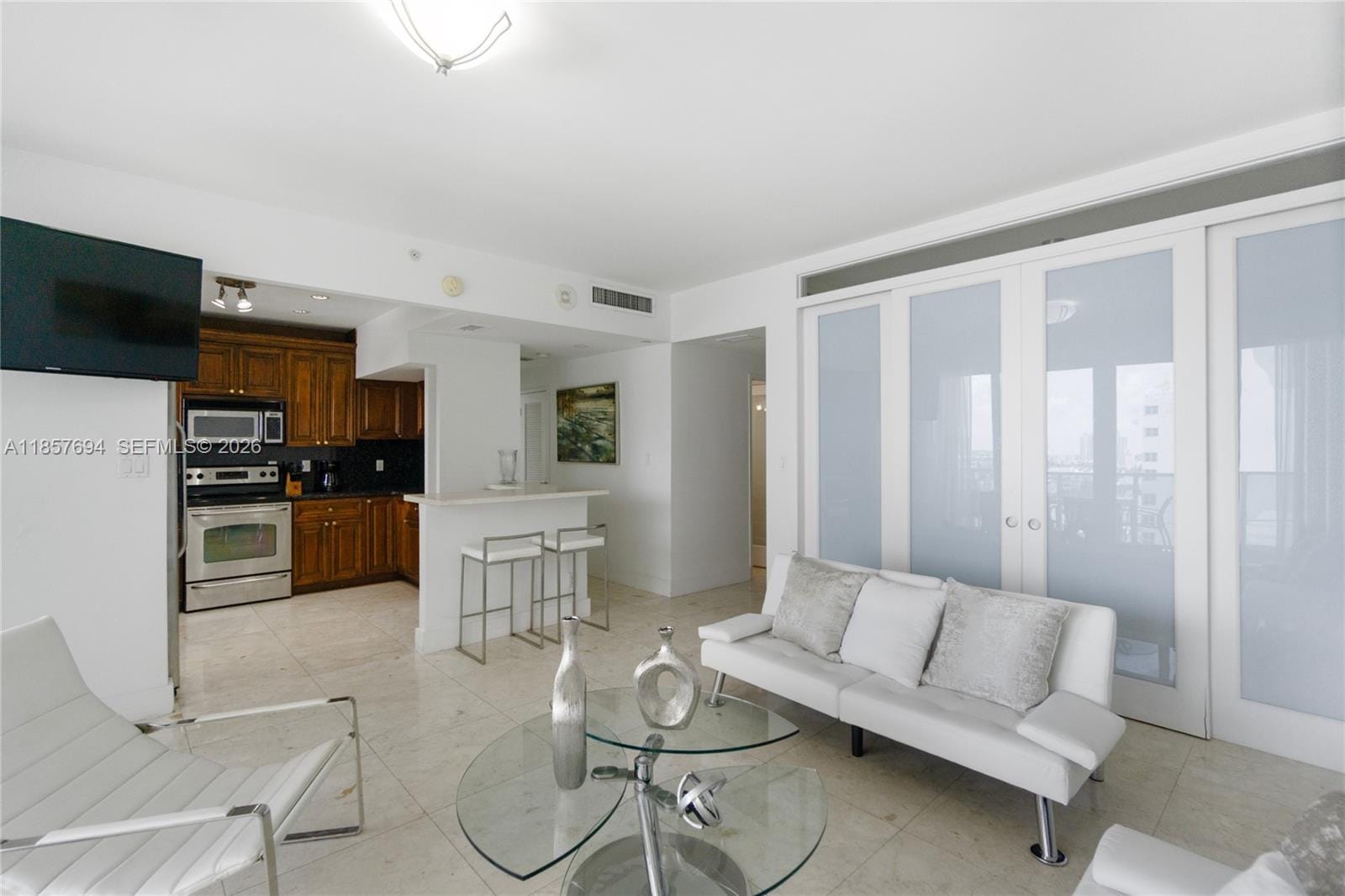 100 Lincoln Road PH14 — photo 4