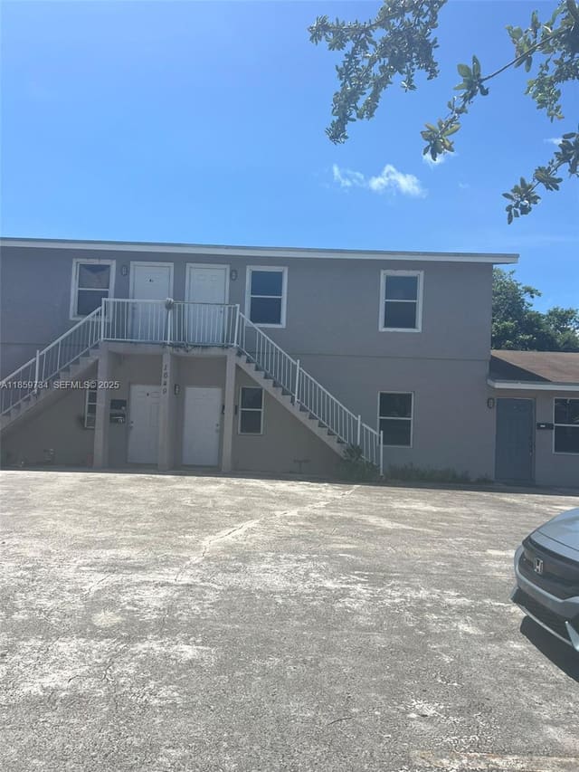 1649 W 28th Street B, Riviera Beach, FL 33404