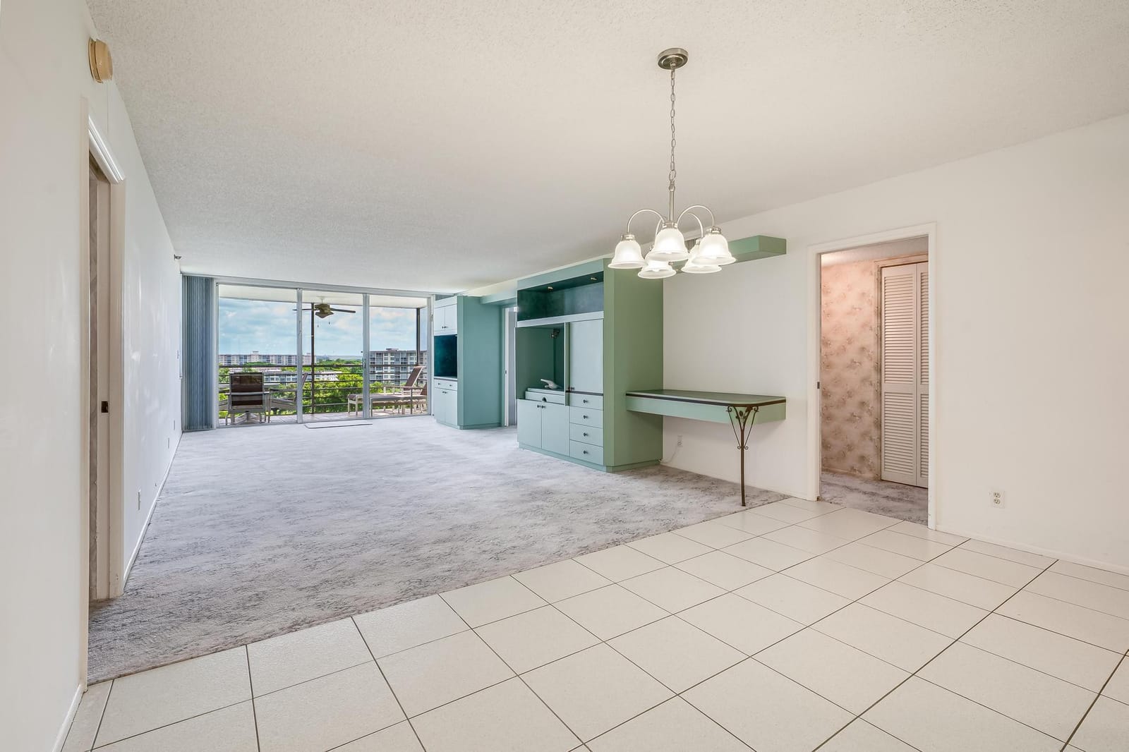 4015 W Palm Aire Drive 907 — photo 5