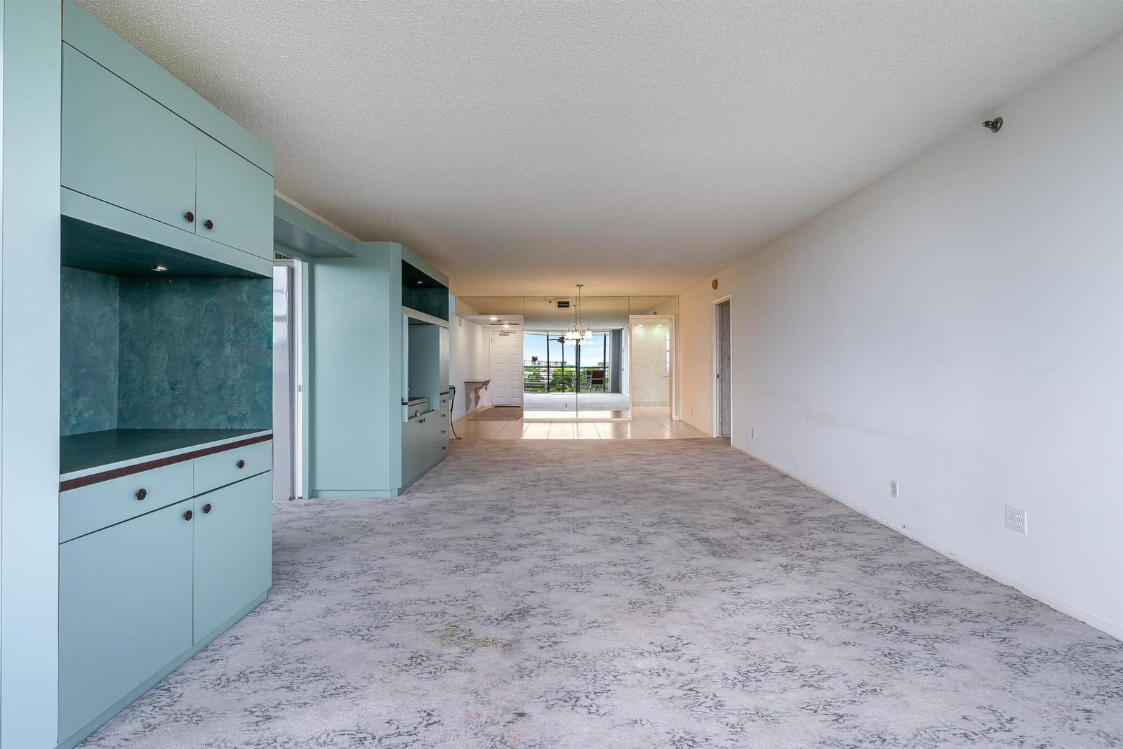 4015 W Palm Aire Drive 907 — photo 6