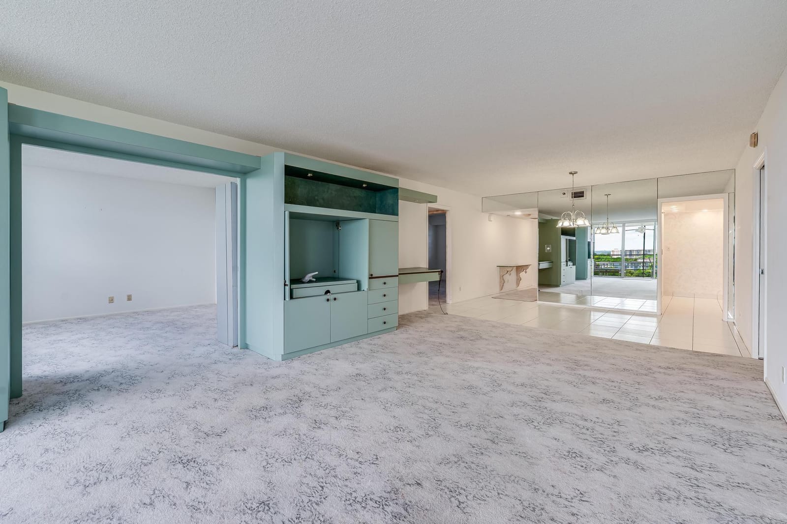 4015 W Palm Aire Drive 907 — photo 7