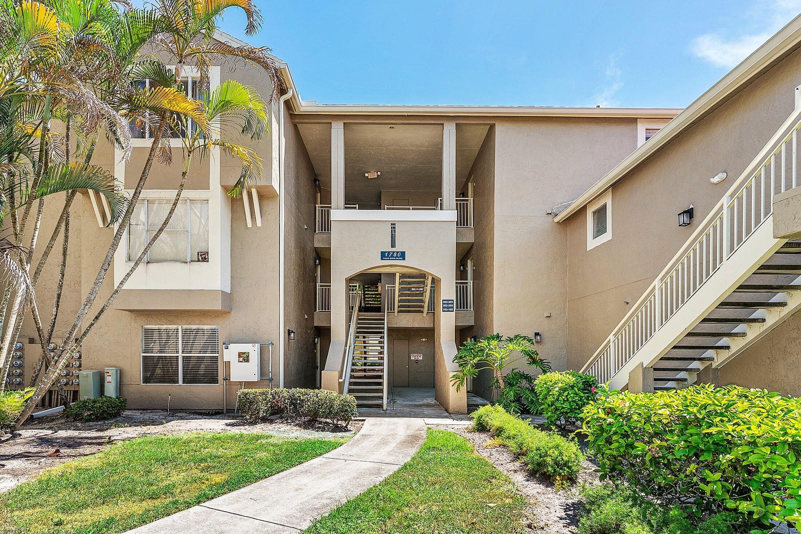 1780 Palm Cove Boulevard 6-105, Delray Beach, FL 33445