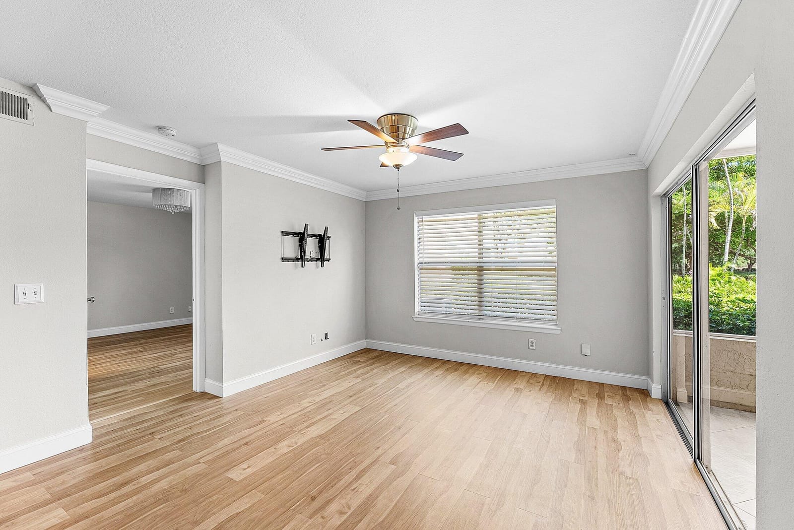 1780 Palm Cove Boulevard 6-105, Delray Beach, FL 33445 photo 9