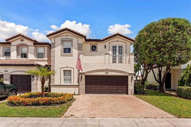 7521 NW 113th Path, sold in Doral Isles North Sec One, Doral, FL