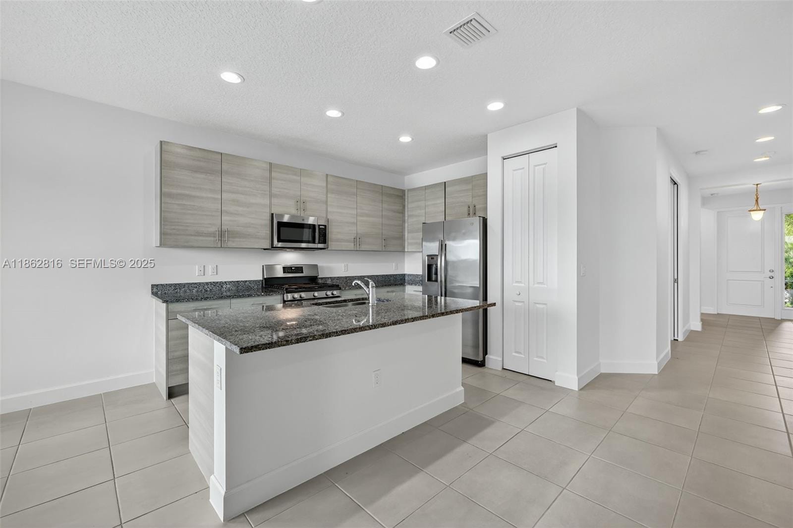 11396 SW Willow Lane, Port St. Lucie, FL 34987 photo 9
