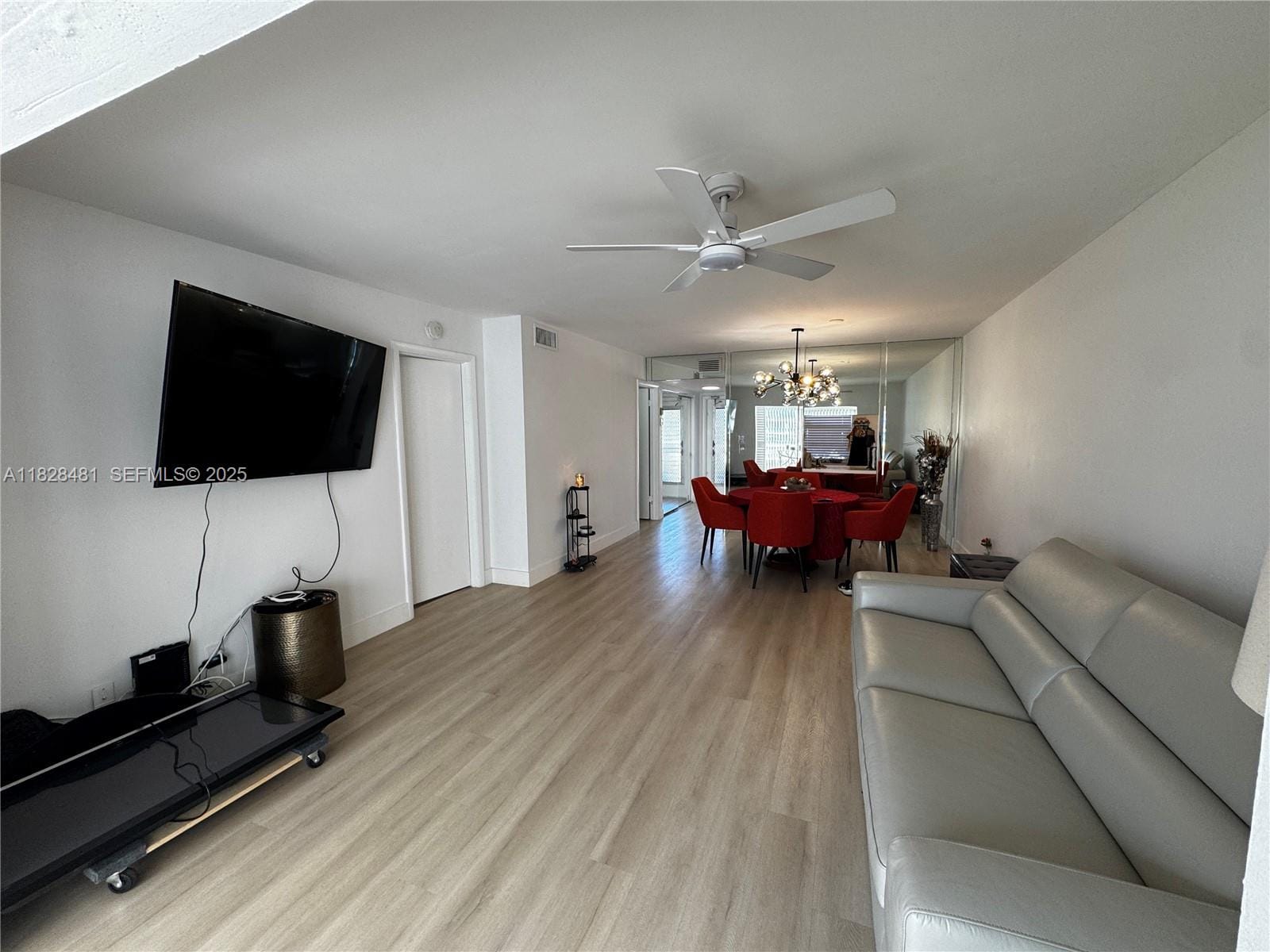 19 Abbey Lane 108, Delray Beach, FL 33446 photo 12