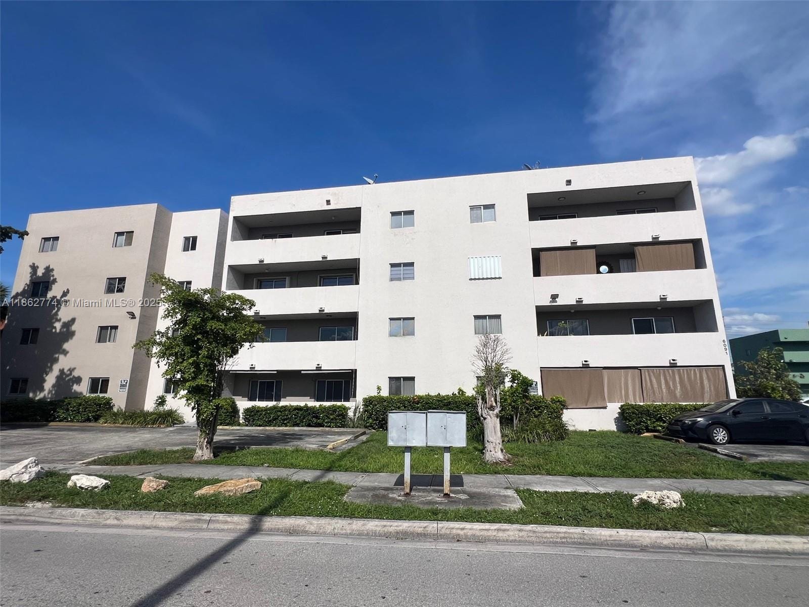 6091 W 22nd Court 104, Hialeah, FL 33016 photo 2