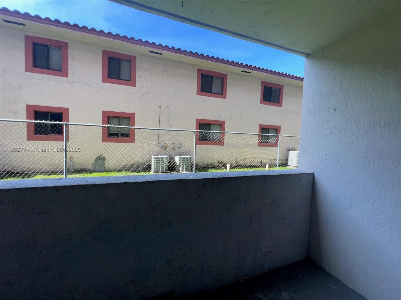 6091 W 22nd Court 104, Hialeah, FL 33016 photo 16