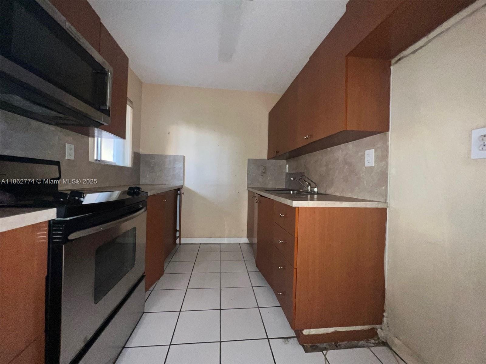 6091 W 22nd Court 104, Hialeah, FL 33016 photo 20