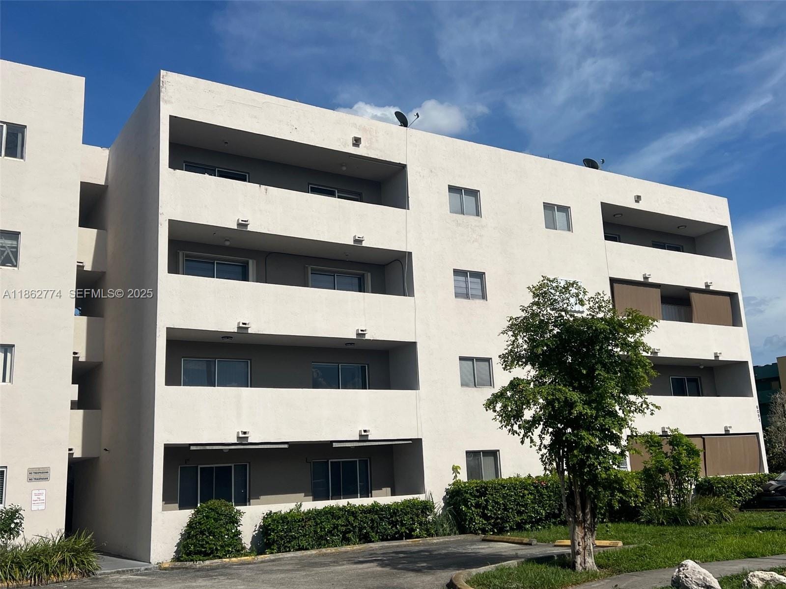6091 W 22nd Court 104, Hialeah, FL 33016 photo 3