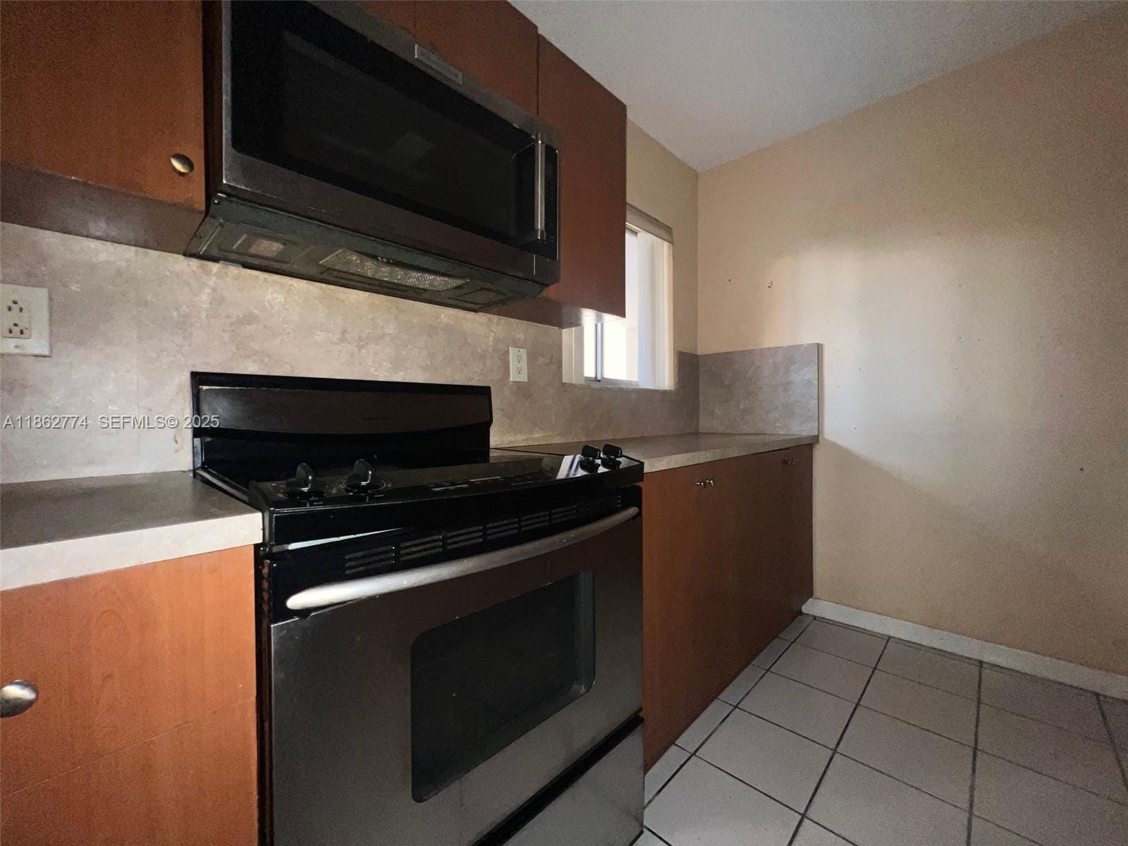 6091 W 22nd Court 104, Hialeah, FL 33016 photo 21