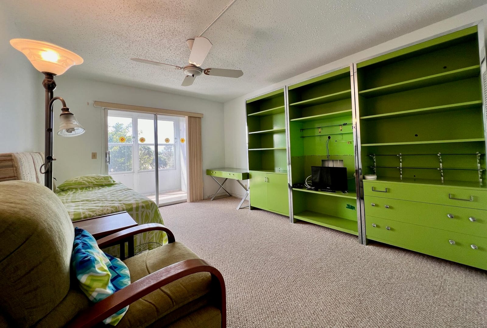 414 Greenbrier B — photo 8