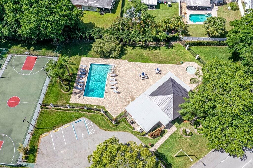 9090 Chatsworth Cascades, Boca Raton, FL 33434 photo 26