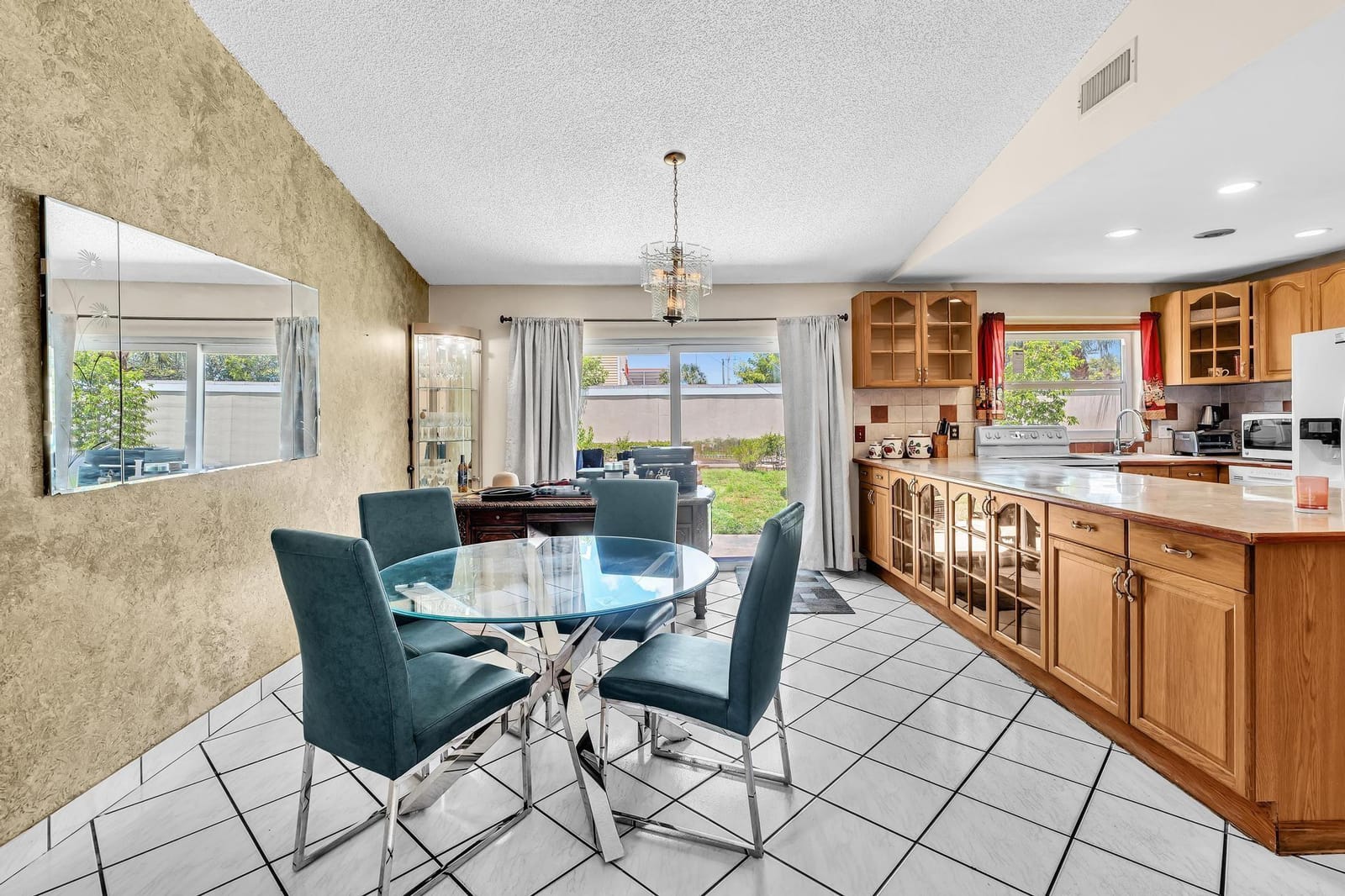 4400 NW 77th Terrace, Lauderhill, FL 33351 photo 15