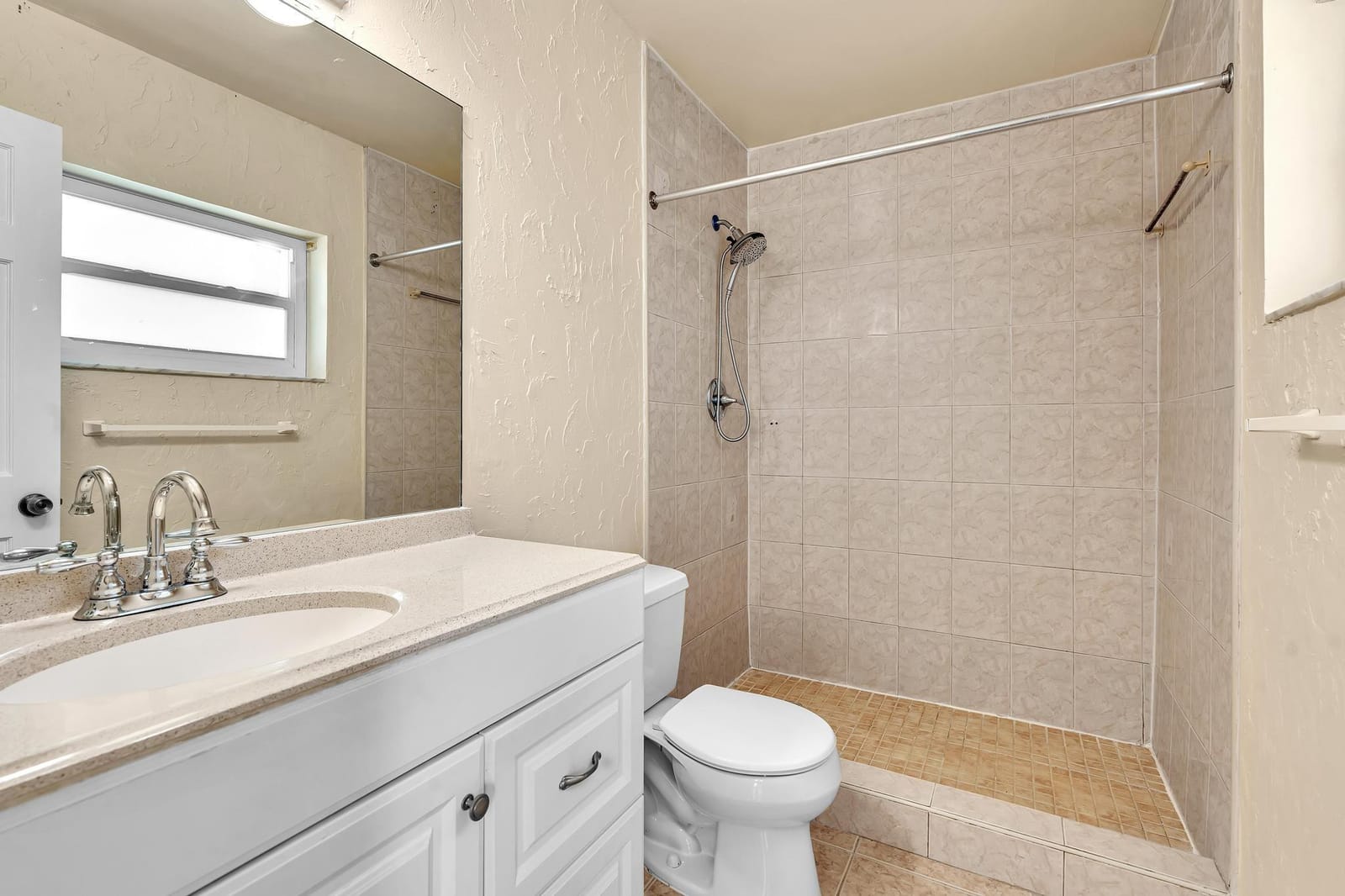 4400 NW 77th Terrace, Lauderhill, FL 33351 photo 26