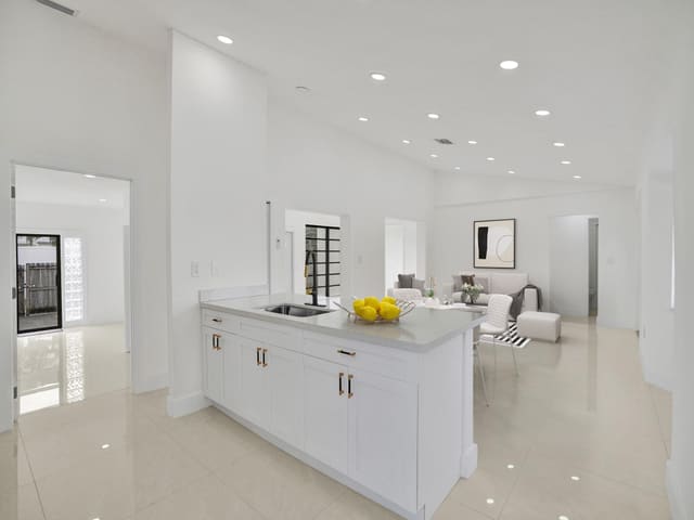 200 SE 7th Street, sold in Central Dania Heights, Dania Beach, FL
