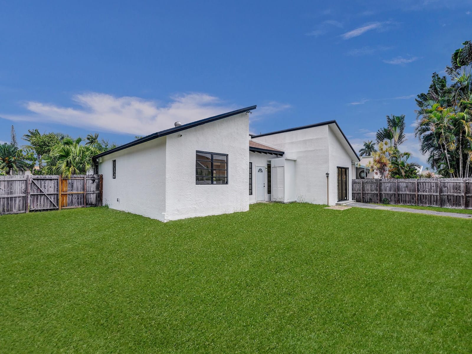 200 SE 7th Street, Dania Beach, FL 33004 photo 26