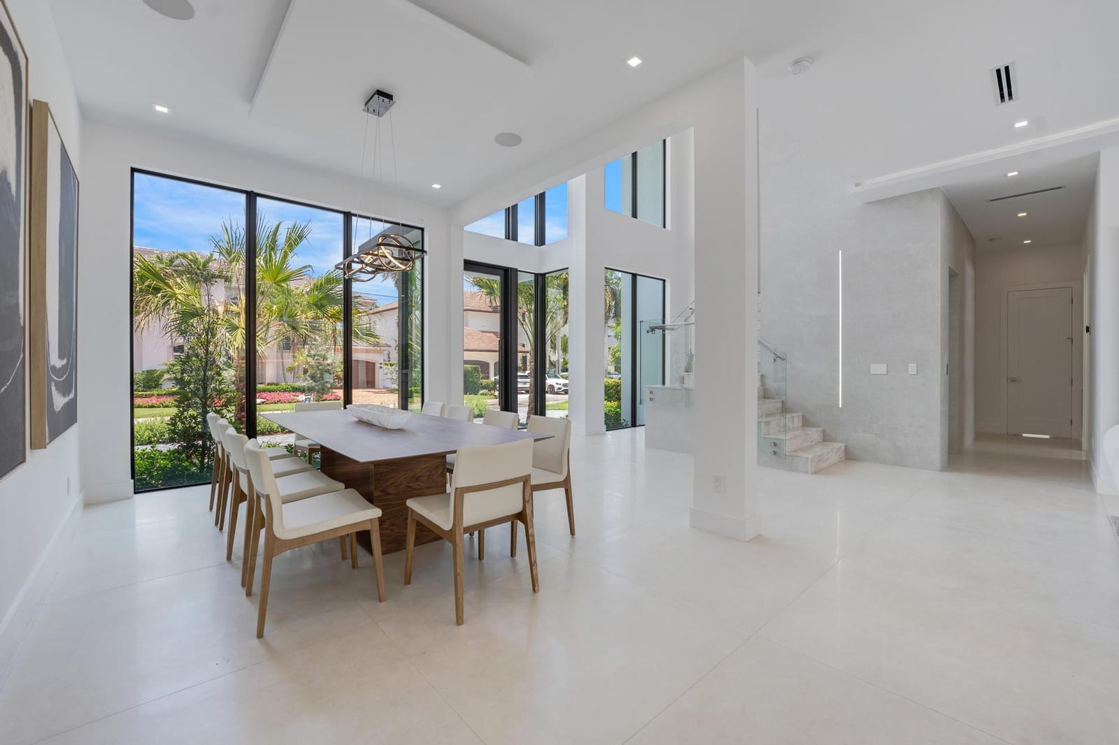 948 Banyan Drive — photo 3