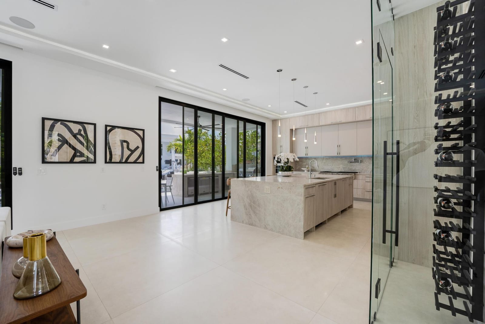 948 Banyan Drive — photo 8