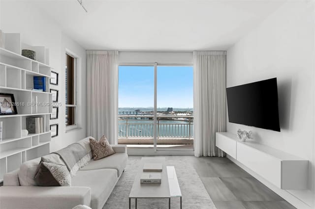 888 Brickell Key Drive 2606, sold in One Tequesta Point Condo, Miami, FL
