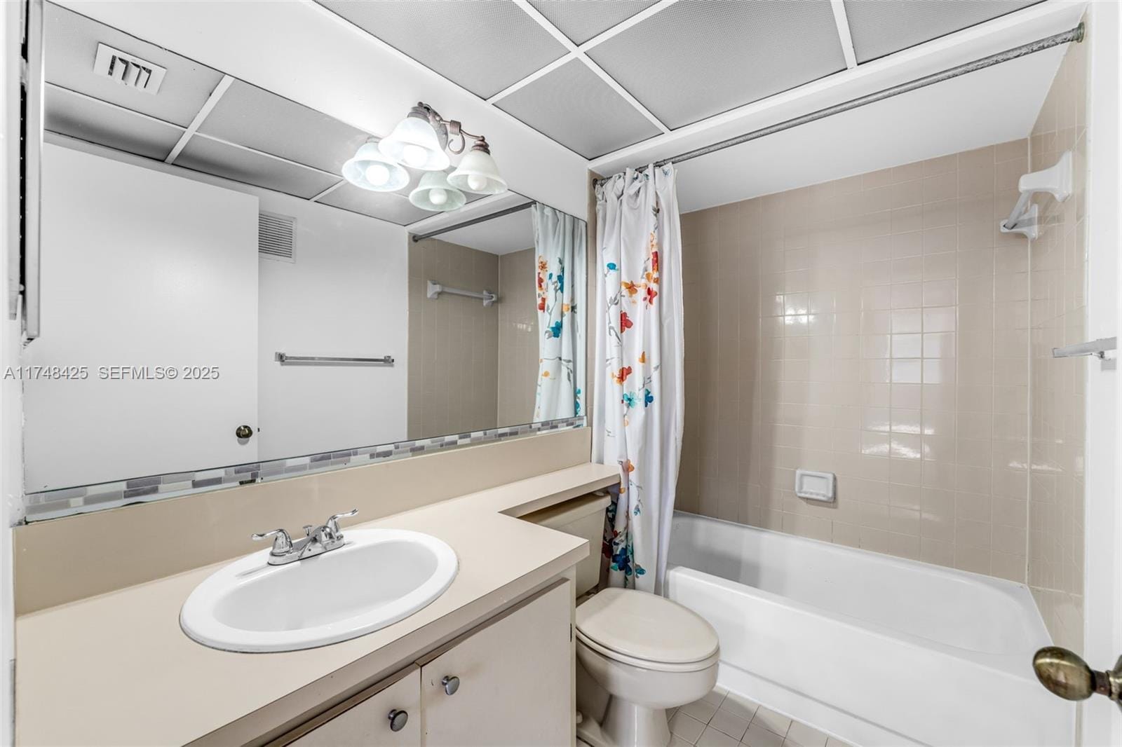 8180 Geneva Court 325, Doral, FL 33166 photo 20